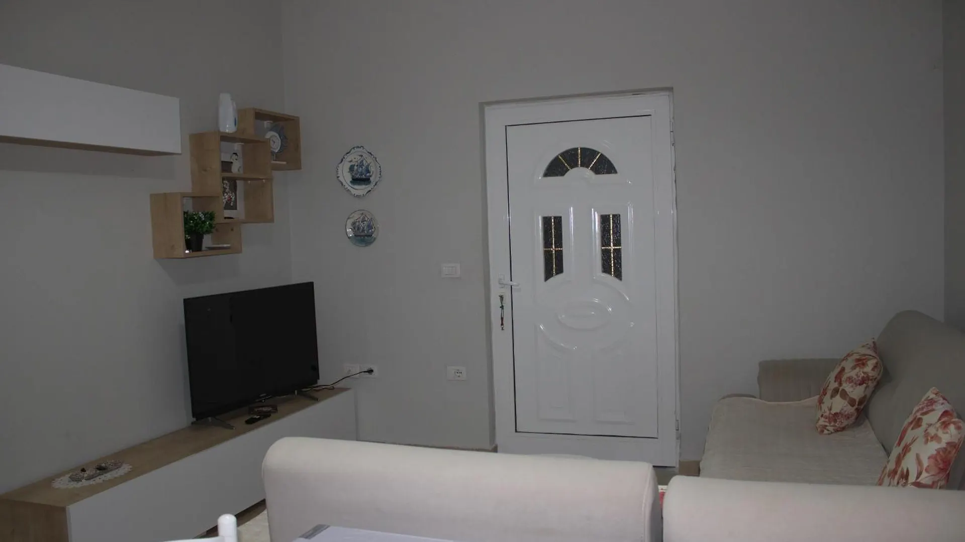 Guest house Villa Luiza Sarande